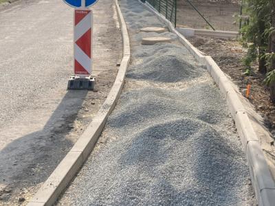 8.Chodníky v průtahu obcí Žerůtky-úsek č.1