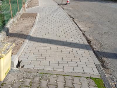 13.Chodníky v průtahu obcí Žerůtky-úsek č.1