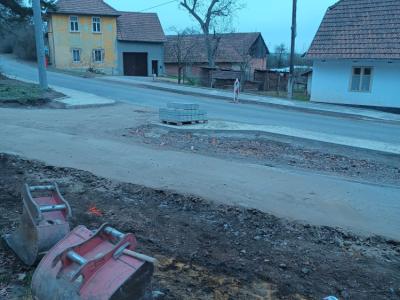 19.Chodníky v průtahu obcí Žerůtky-úsek č.2,3,4 