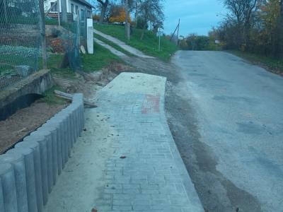 22.Chodníky v průtahu obcí Žerůtky-úsek č.2,3,4 
